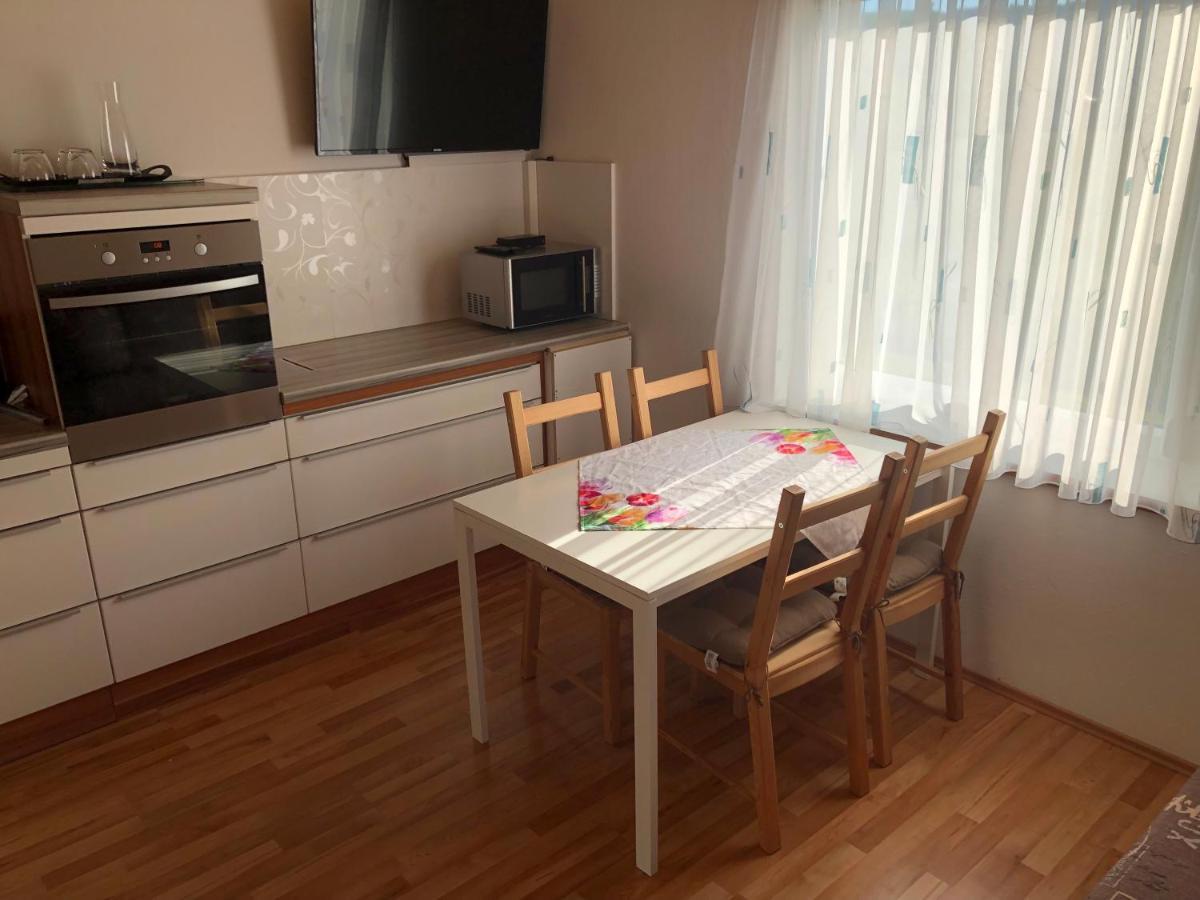 Apartamento Ferienhaus Rafaela Mit Privatstrand Ledenitzen Exterior foto